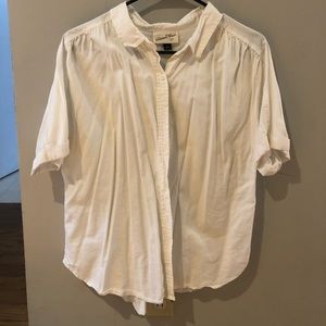 Short sleeve button down